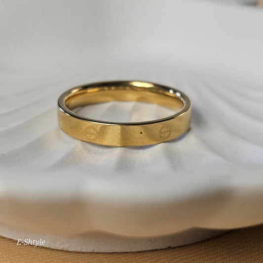 Eternal Gold Classic Ring