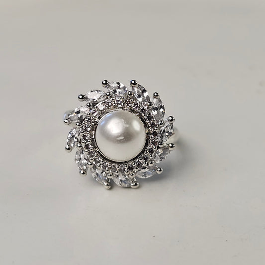 Pearl Bloom Ring