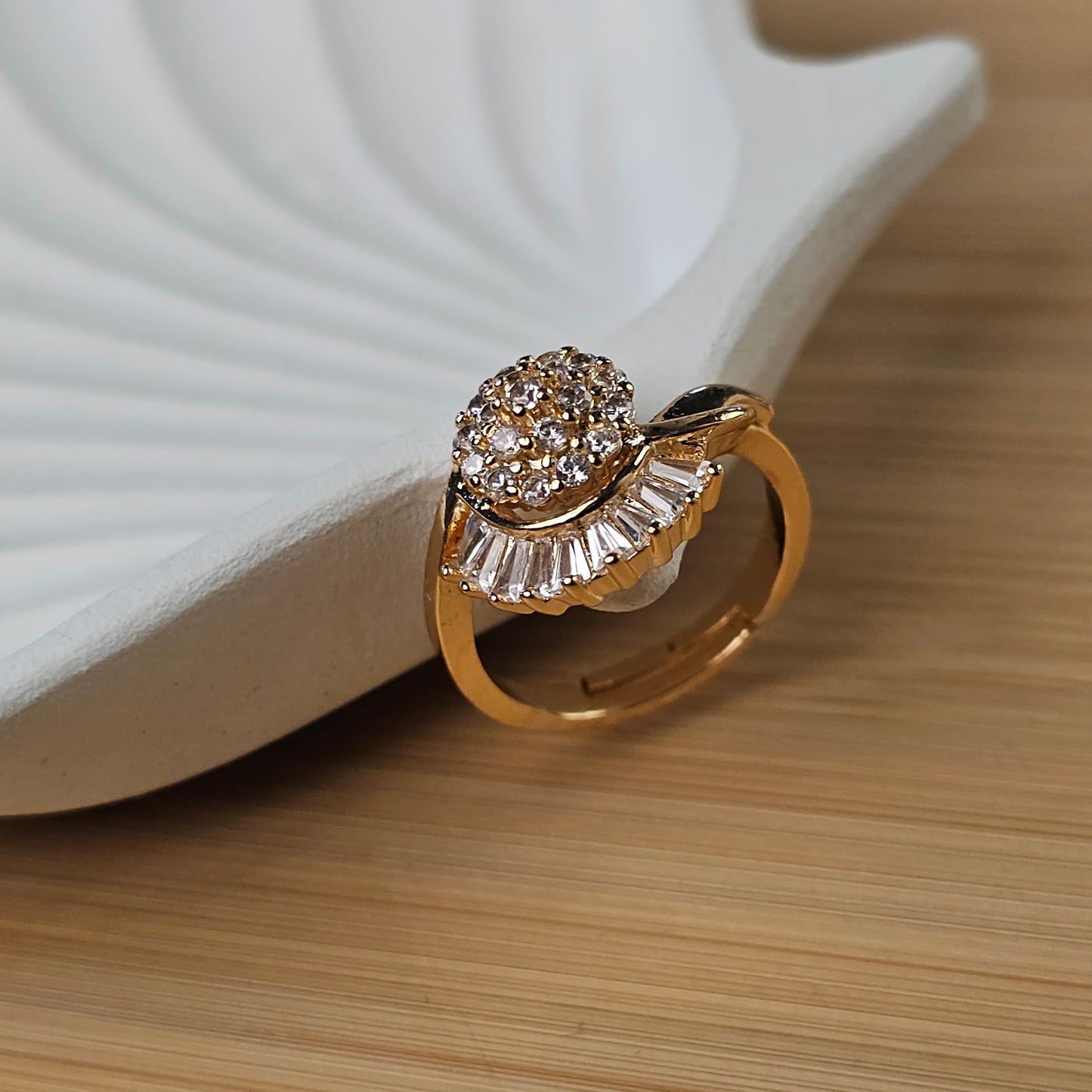 Sunburst Cluster Ring